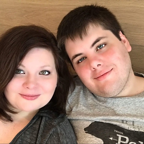 Meet your Posher, Amie - Picture 1 of 1